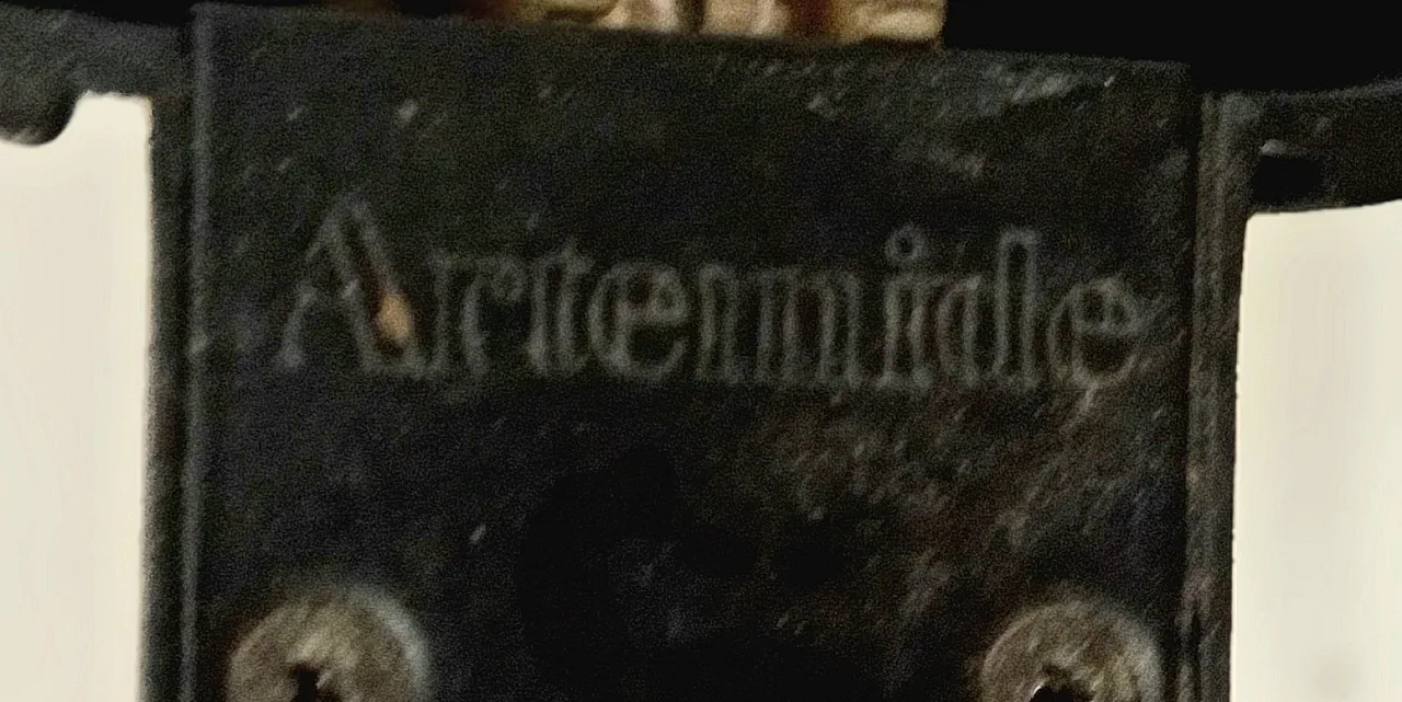 Camera floor lamp by Artemide, 70s 5