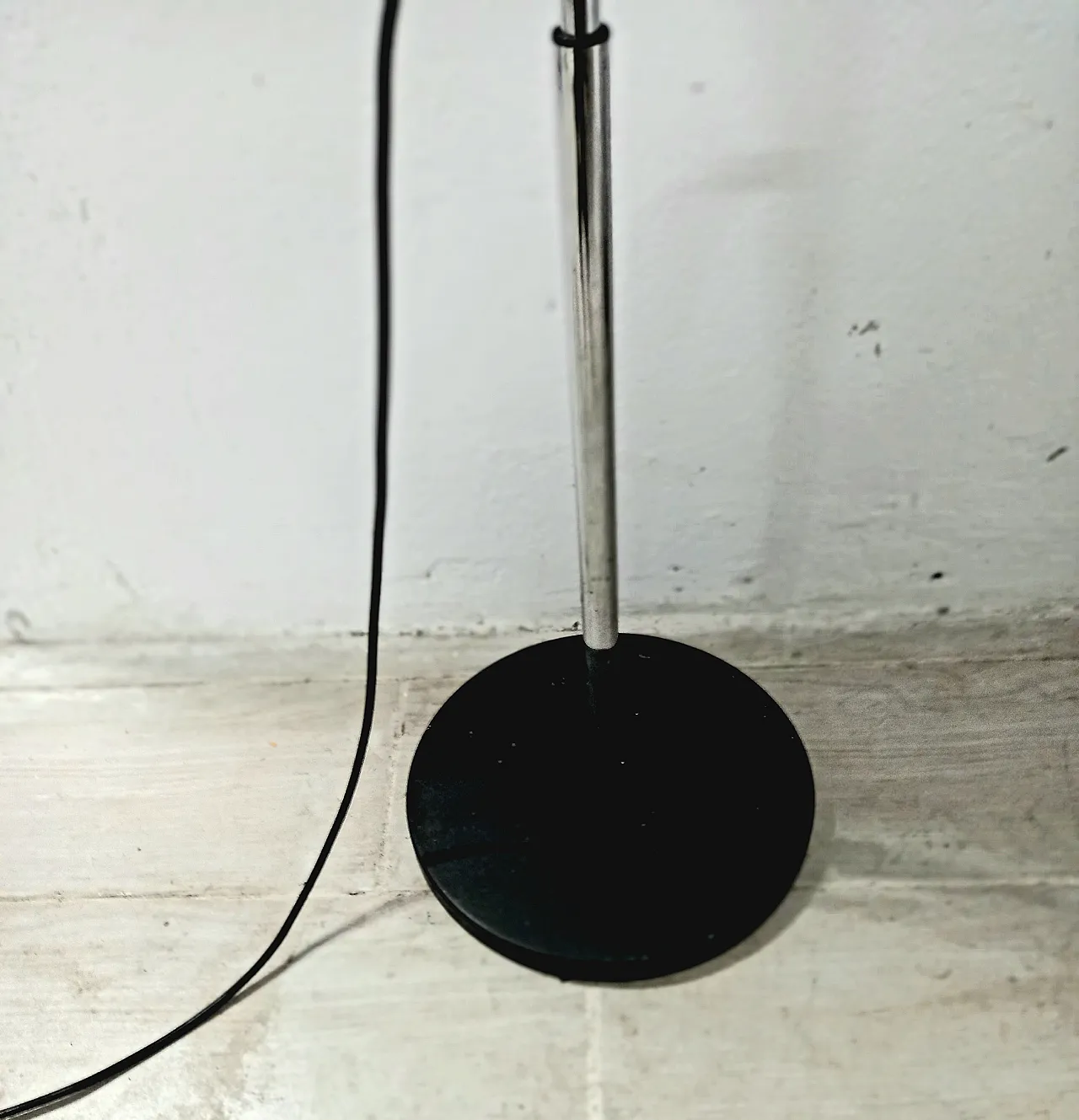 Camera floor lamp by Artemide, 70s 8