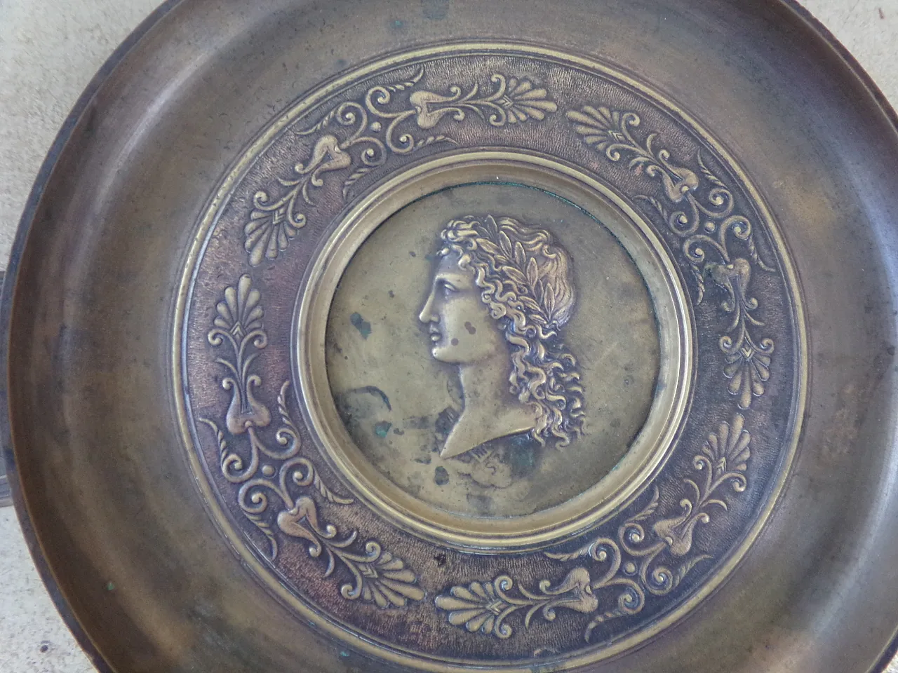 Pair of Ornate pedestal tazza, bronze, Greek figures, late 19th c. 6