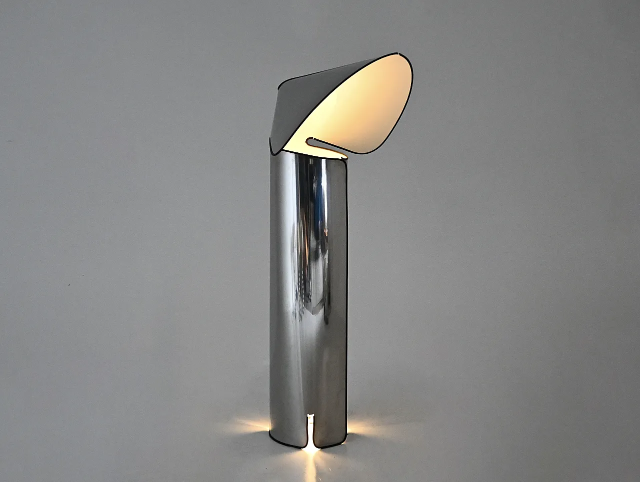 Floor lamp «Chiara» by Mario Bellini for Flos, 1960s 2