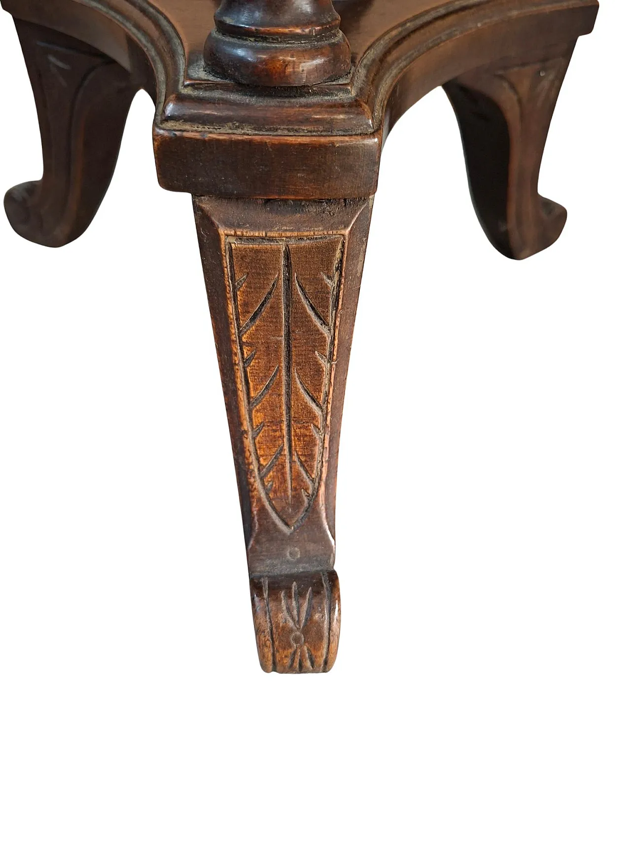 Walnut piano screw stool, early 20th century 9