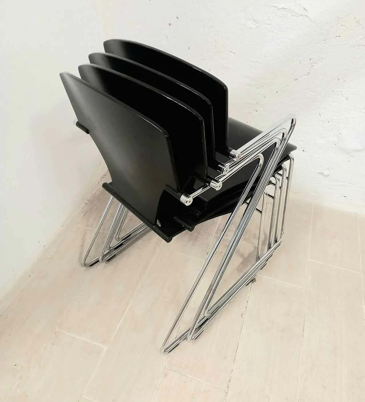 4 Egoa stackable chairs produced by Stua, 80s 4