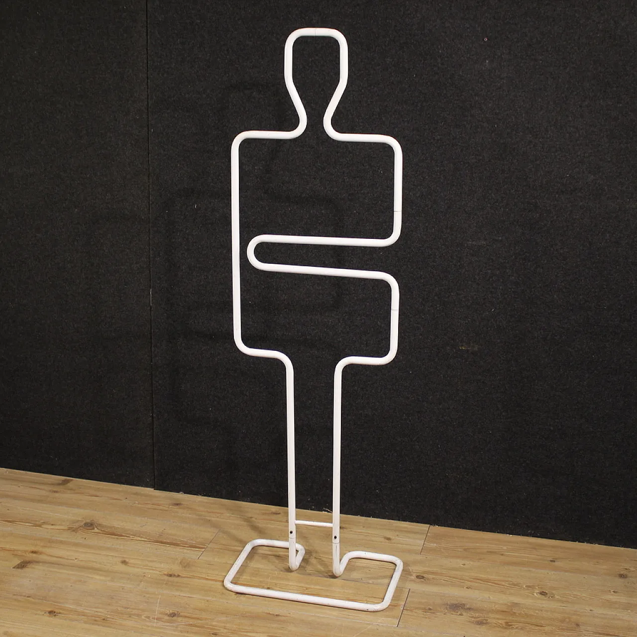 Metal valet stand, 70s 8