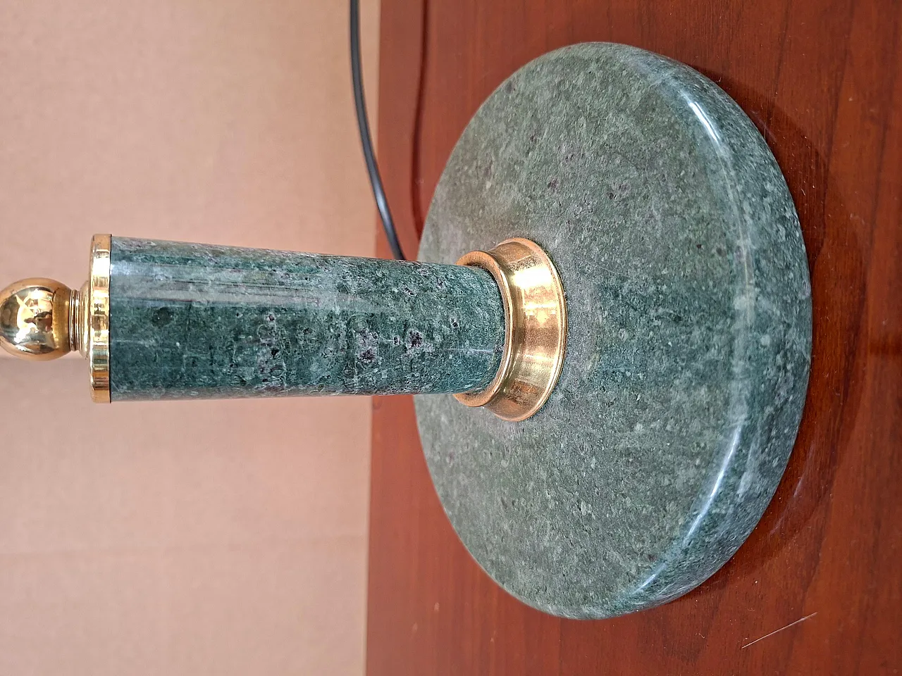 Desk lamp in marble and brass, 1980s 5