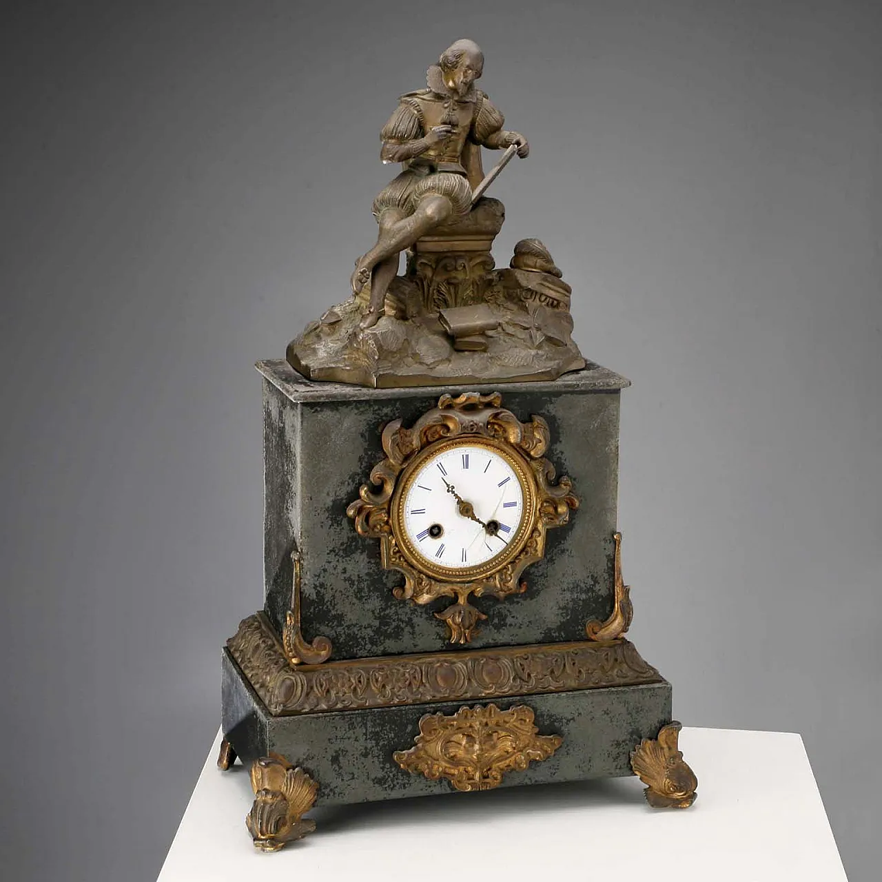Countertop clock in Antimony, 20th century 1