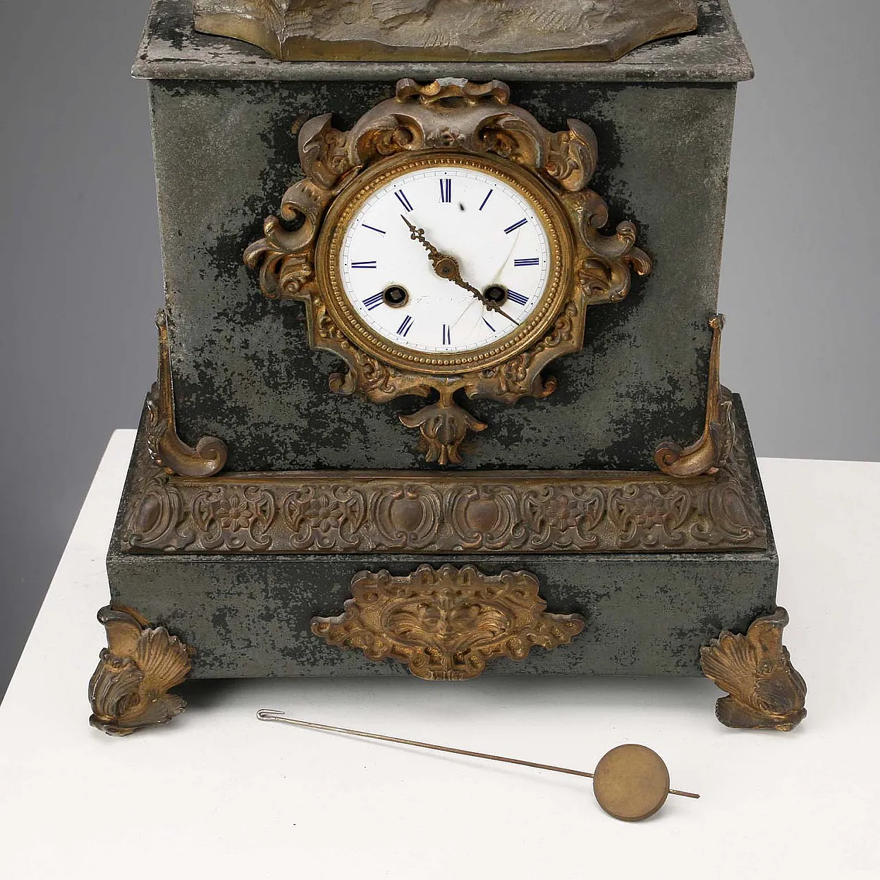 Countertop clock in Antimony, 20th century 9