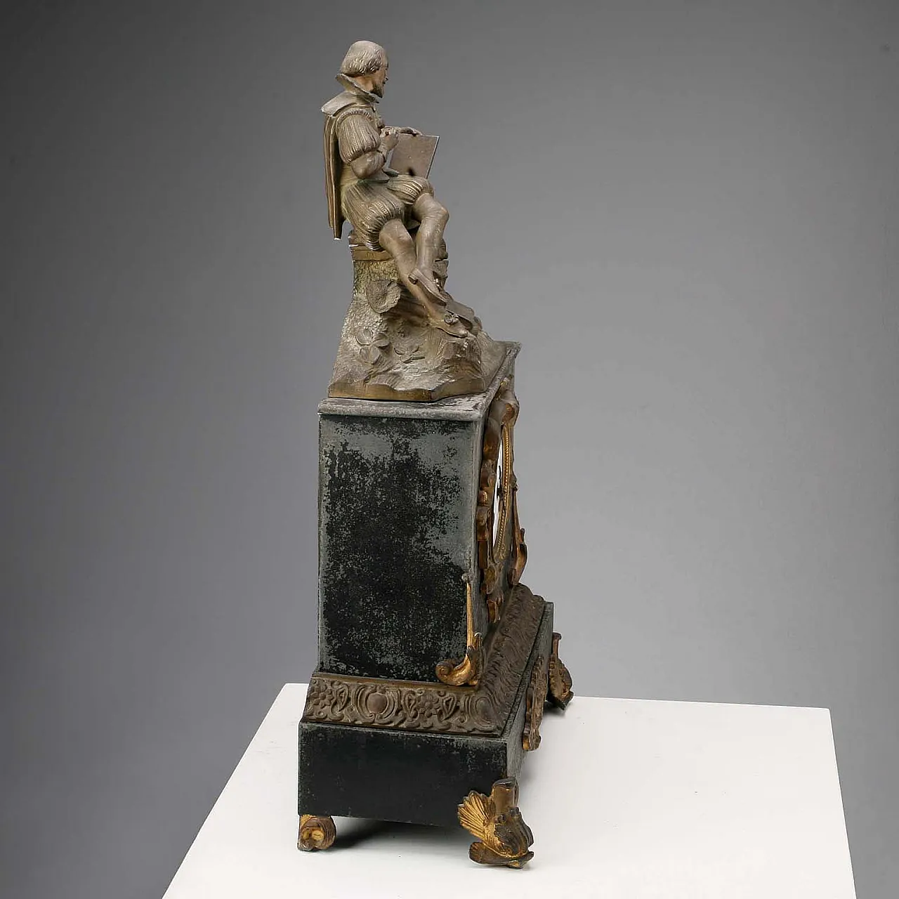 Countertop clock in Antimony, 20th century 10