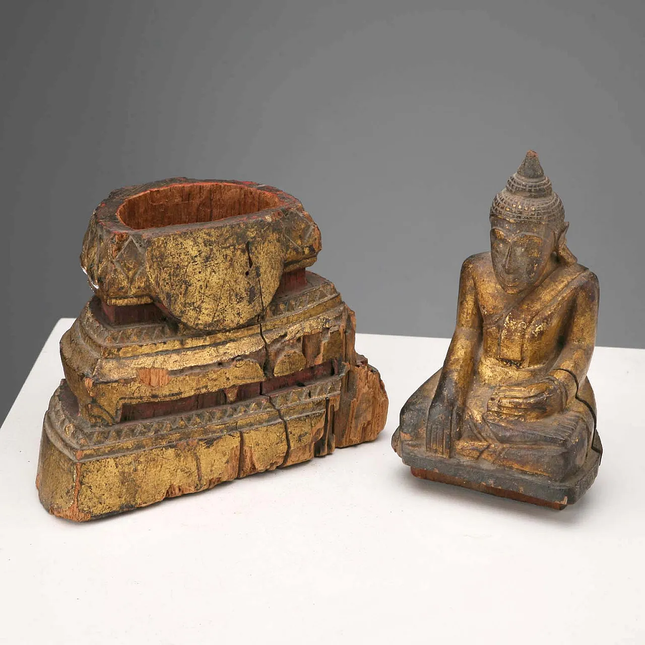 Carved wooden Buddha figure, 19th century 7