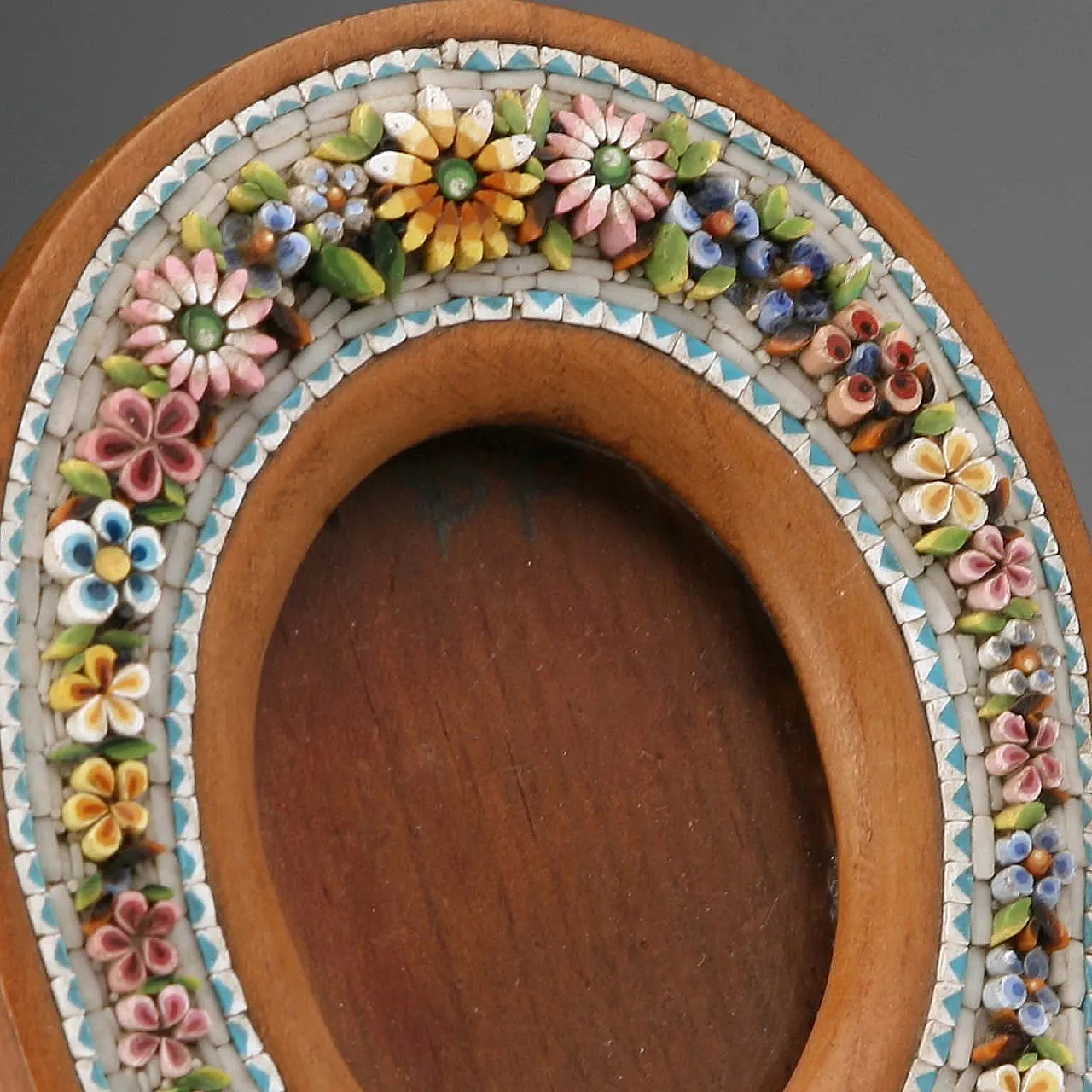 Photo frame with micromosaic, 20th century 3