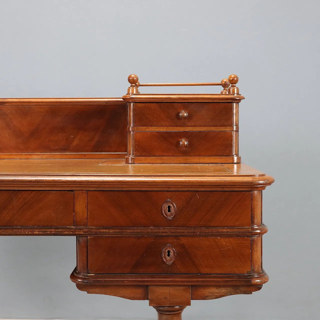 Desk in walnut, late 19th century 4