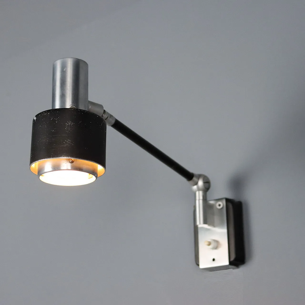 Coppia di lampade da parete, anni '60 3