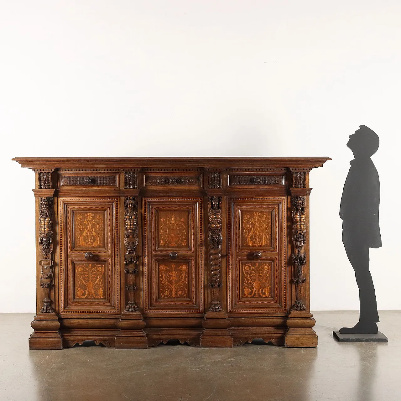 Neo-Renaissance sideboard, 20th century 2