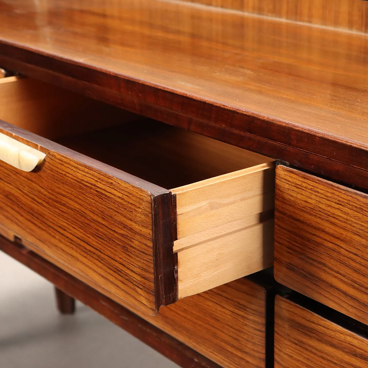 Mobile in legno a cassetti, metà '900 7