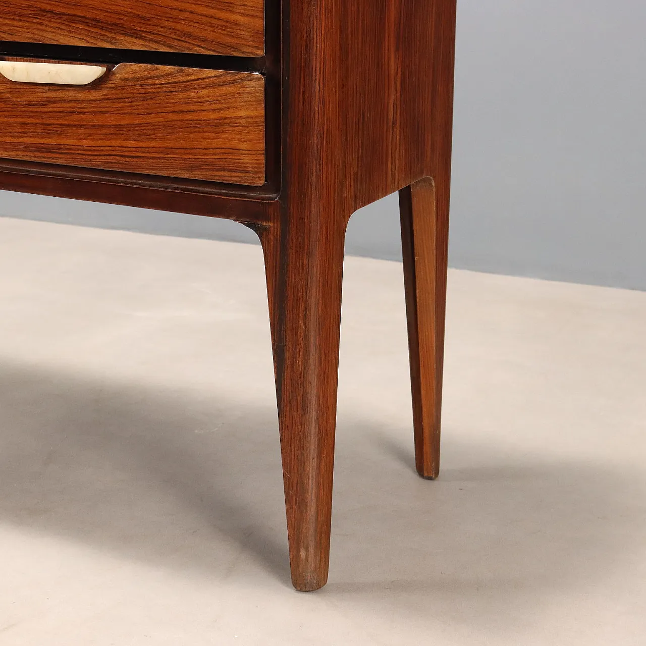 Mobile in legno a cassetti, metà '900 9