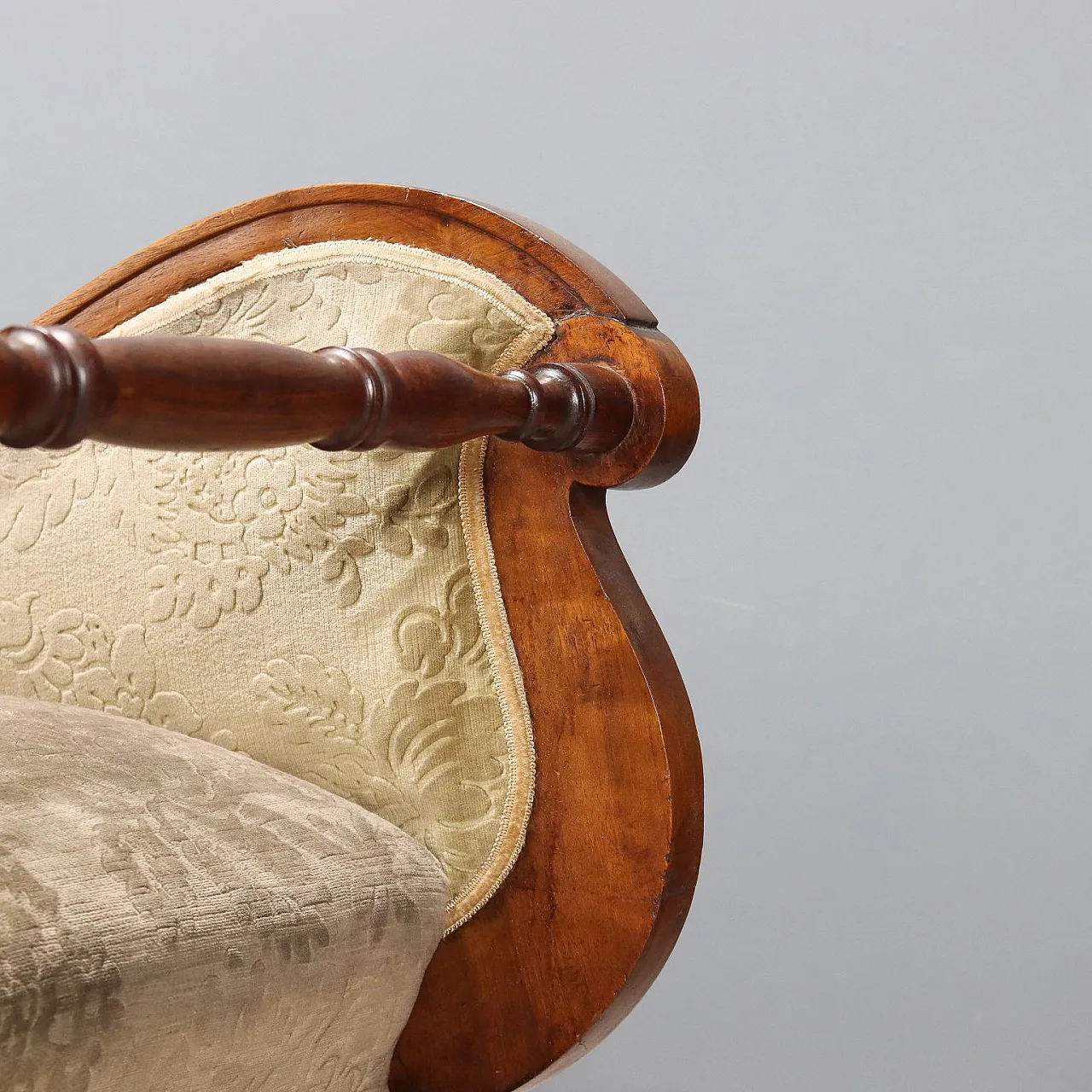 Dormeuse in noce con seduta e schienale imbottiti, metà '800 5