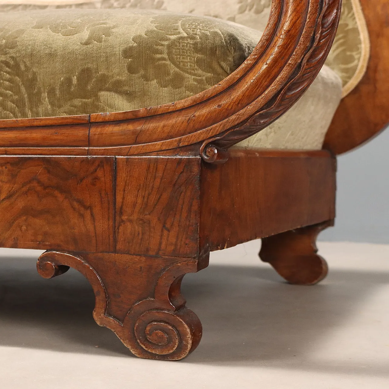 Dormeuse in noce con seduta e schienale imbottiti, metà '800 6