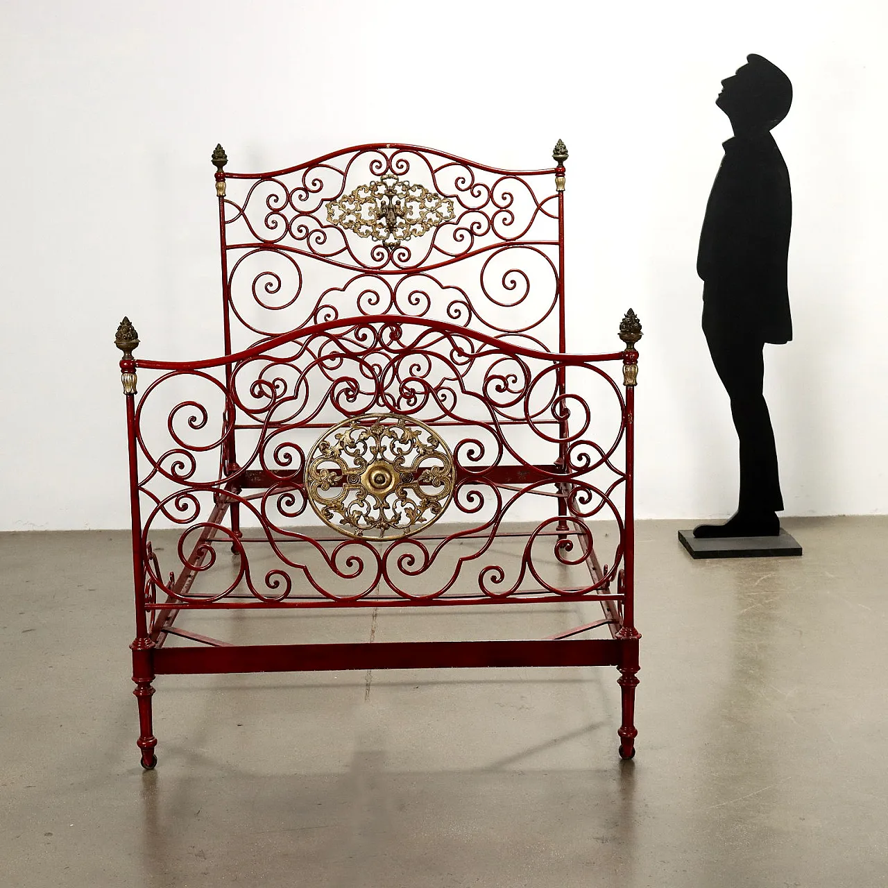 Red wroght iron single bed, second half 19th century 2