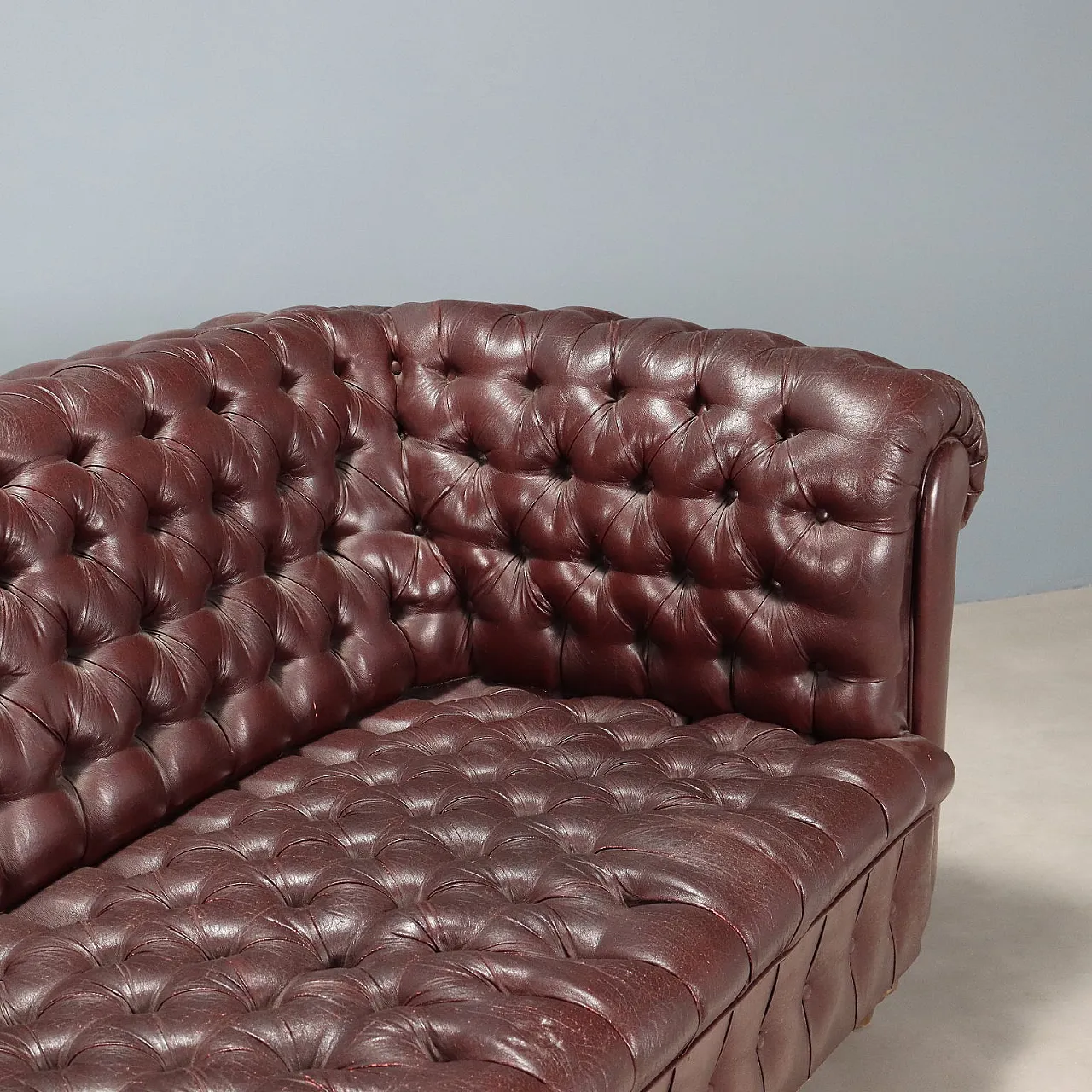 Divano 3 posti stile Chesterfield in pelle, capitonné e faggio, '900 5