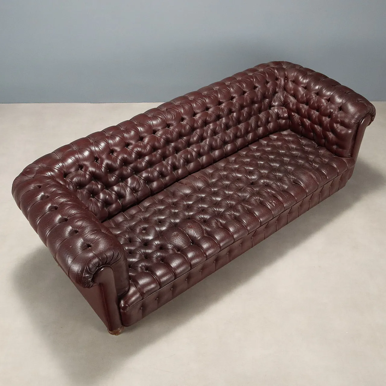 Divano 3 posti stile Chesterfield in pelle, capitonné e faggio, '900 7