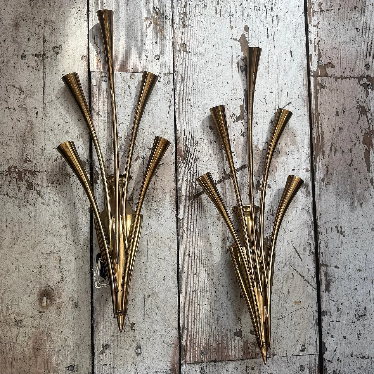 Pair of brass wall sconces by Oscar Torlasco for Lumi Milano, 1950s 9