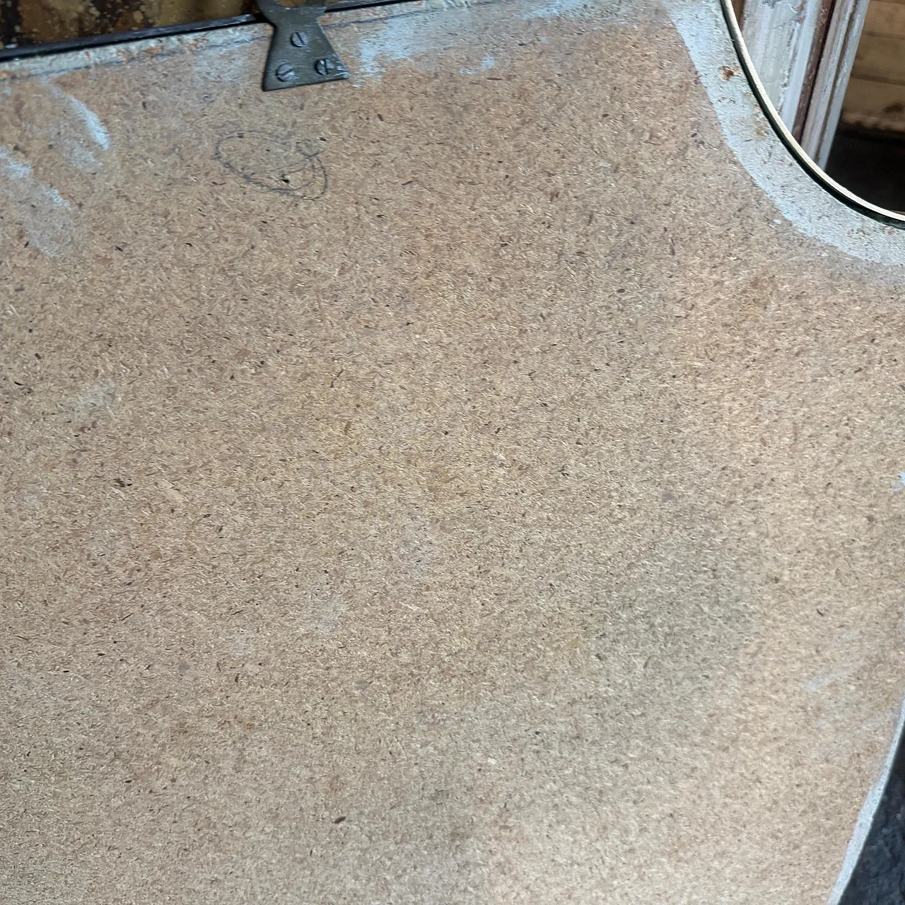 Specchio da parete a scudo in ottone di Gio Ponti, anni '50 14
