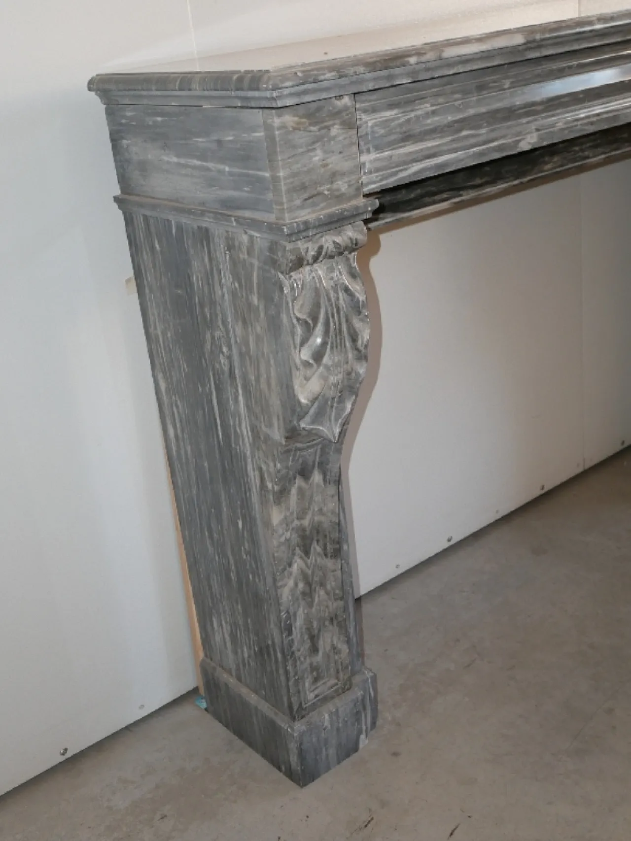 Antique “frame” fireplace in gray marble 3