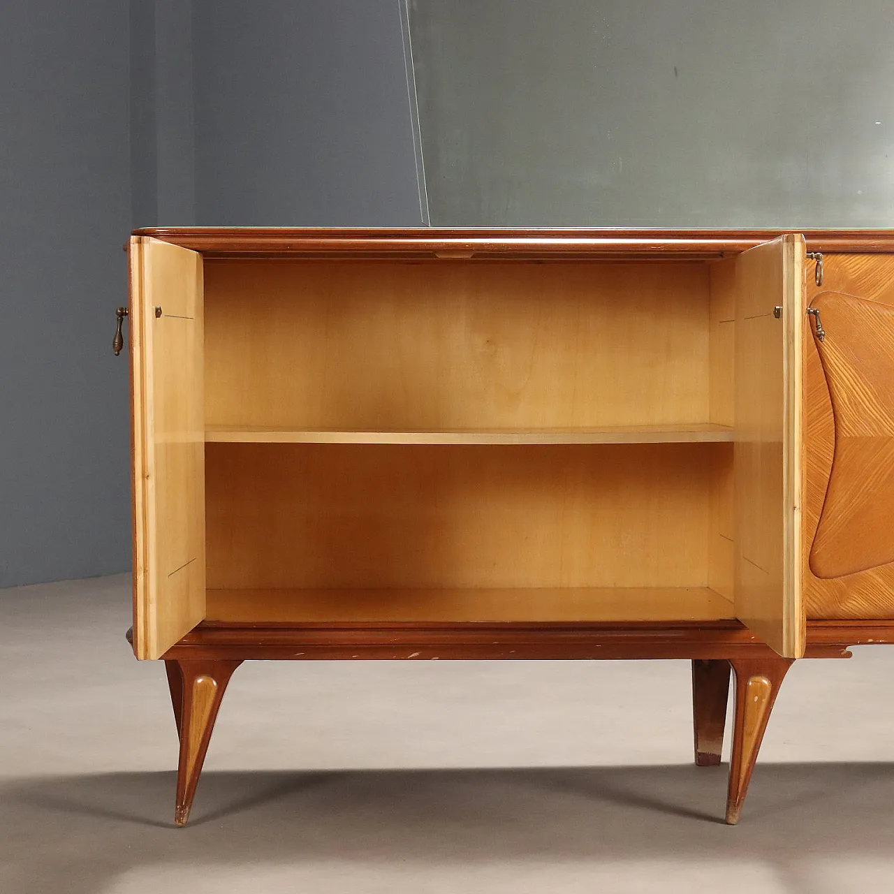 Mobile impiallacciato in larice e piano in vetro, '900 5