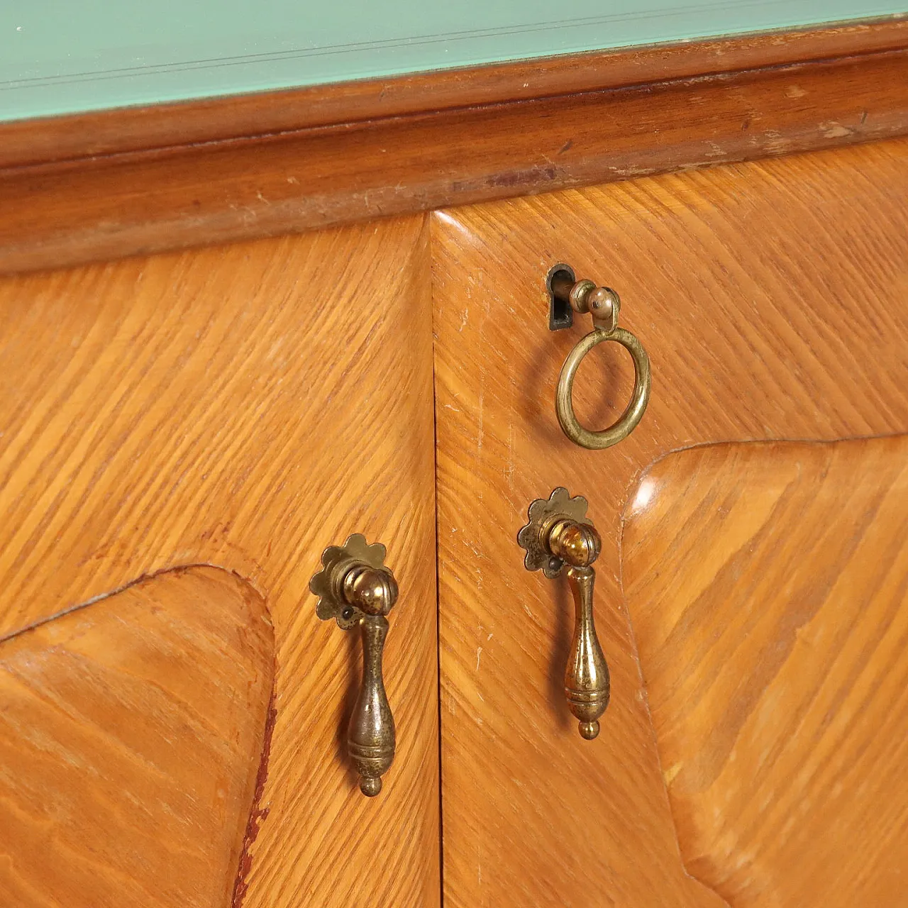 Mobile impiallacciato in larice e piano in vetro, '900 10