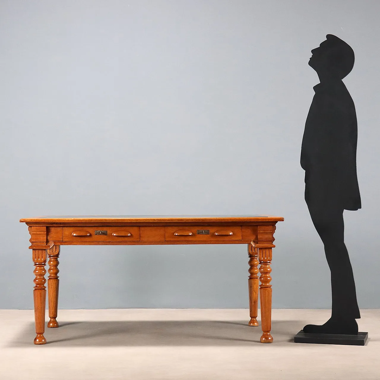 Scrittoio in rovere con inserto in formica sul piano, primo '900 3