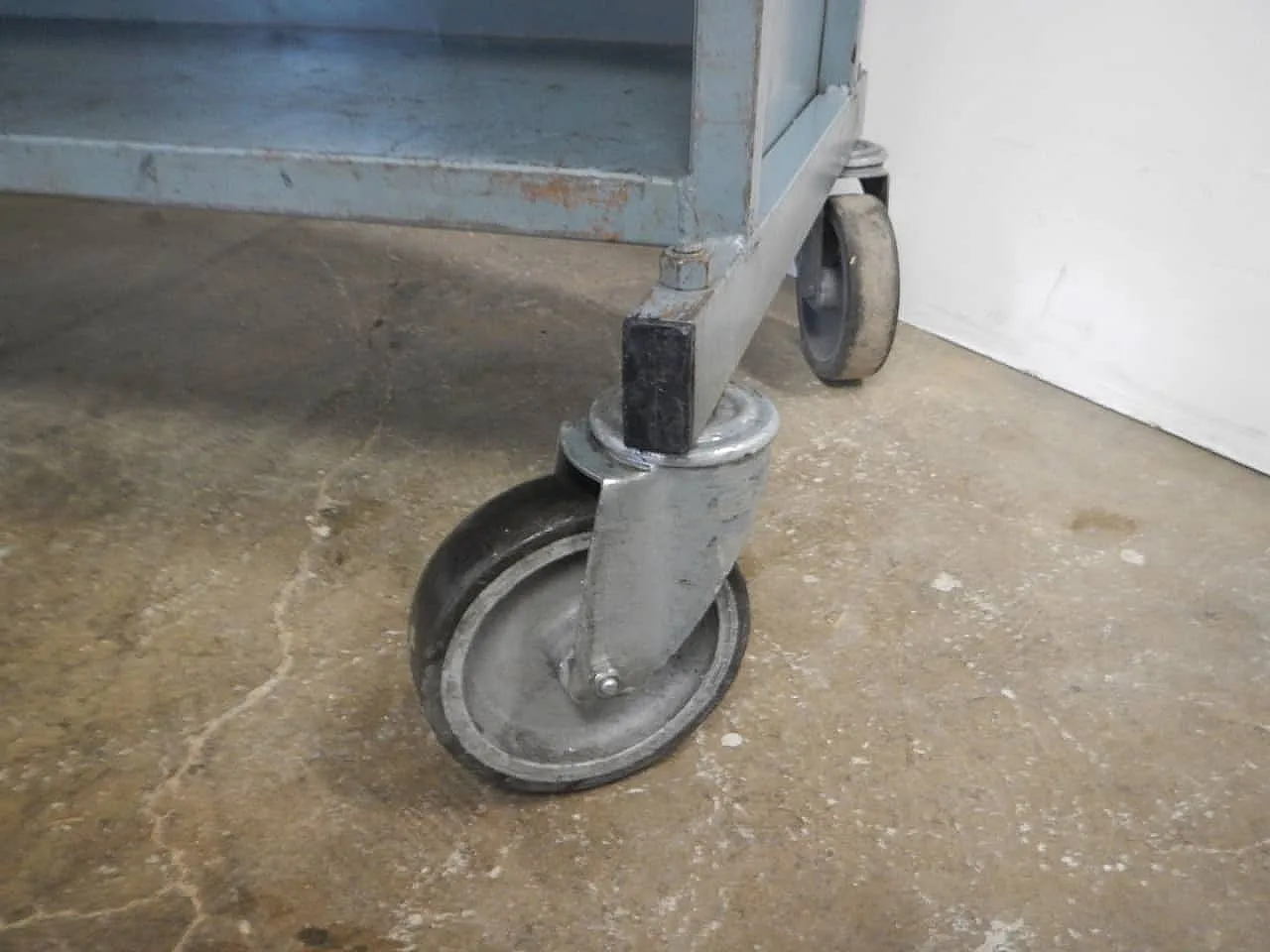 Carrello in ferro 1970 10