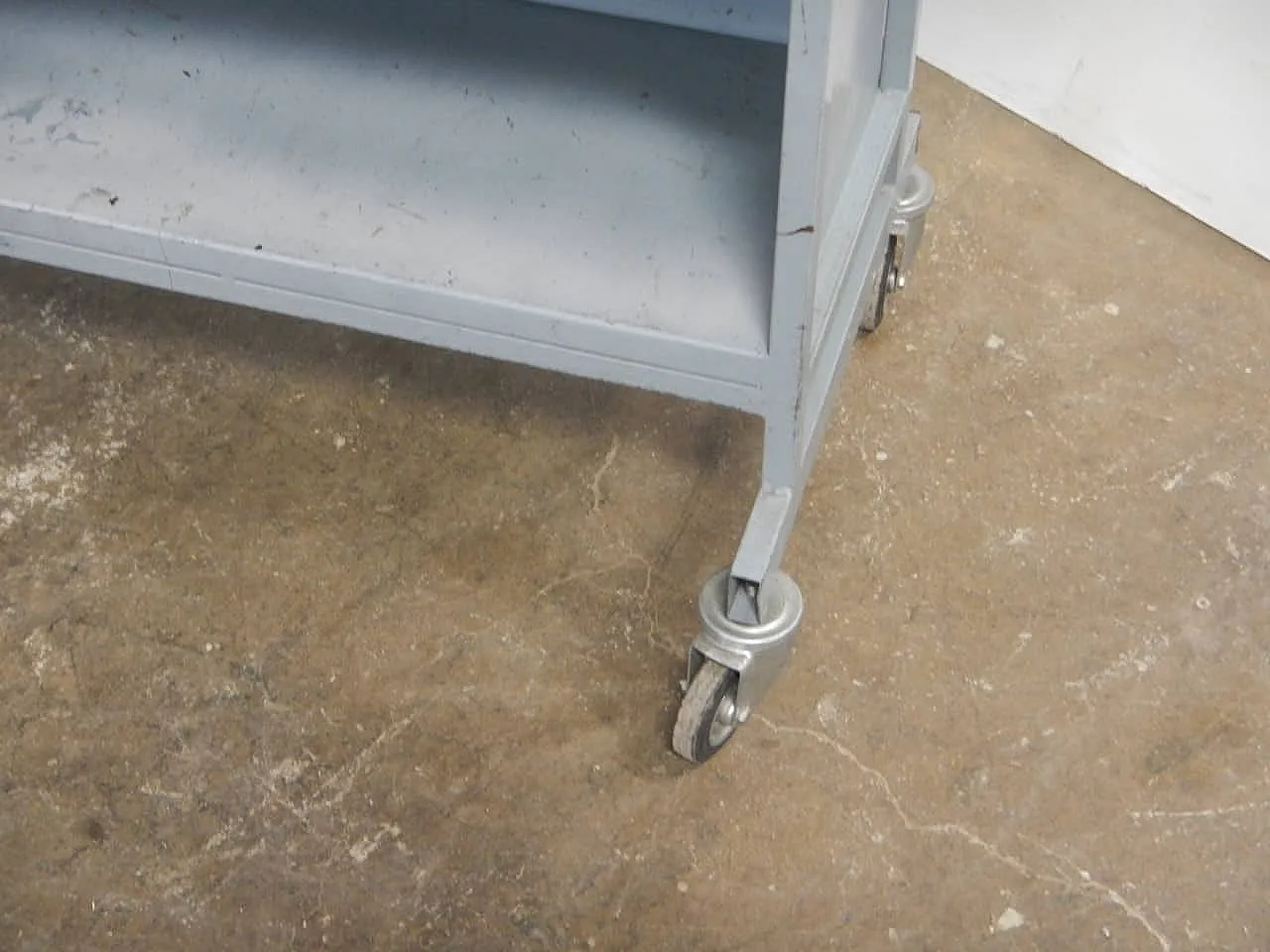 Carrello in ferro 1960 11