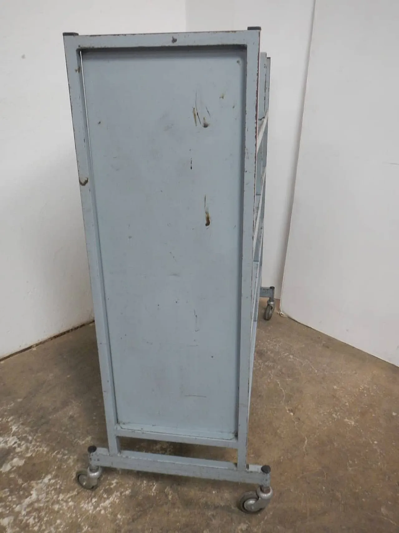 Iron trolley with compartments 1960 5