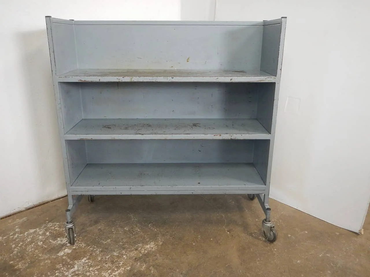 Carrello in ferro 1960 1