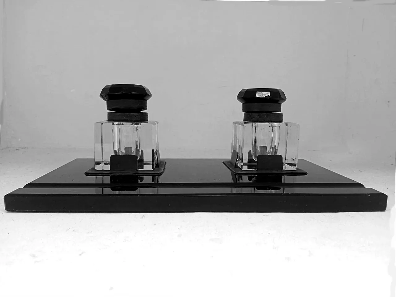 Arte decò inkwells set from years '30 razional fine design in rare black glass 4