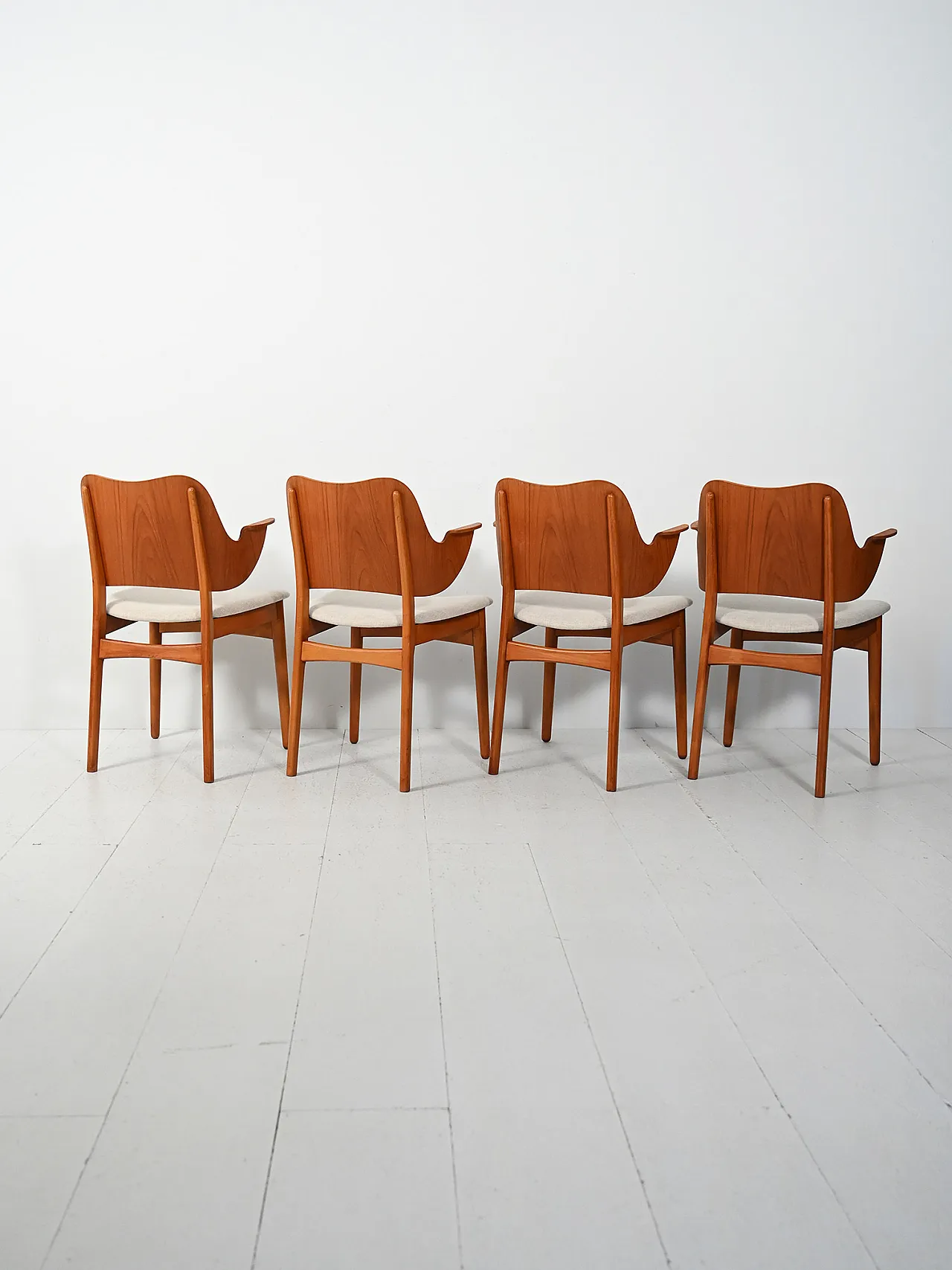 4 Danish chairs by Hans Olsen, 50s 2