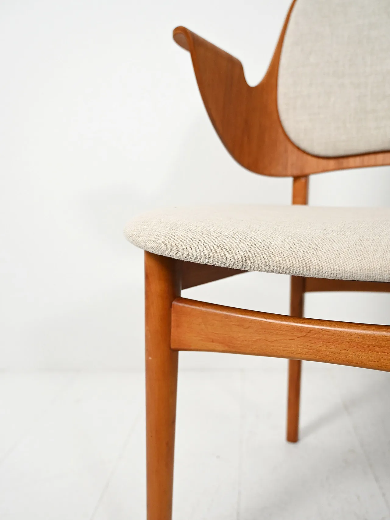 4 Danish chairs by Hans Olsen, 50s 7