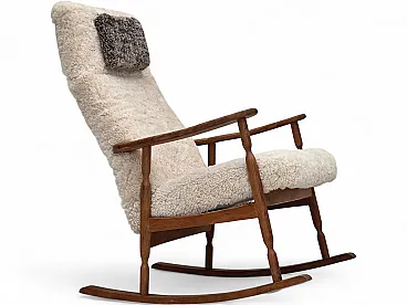 Anni '70, sedia a dondolo danese, rivestita, vera pelle di pecora.