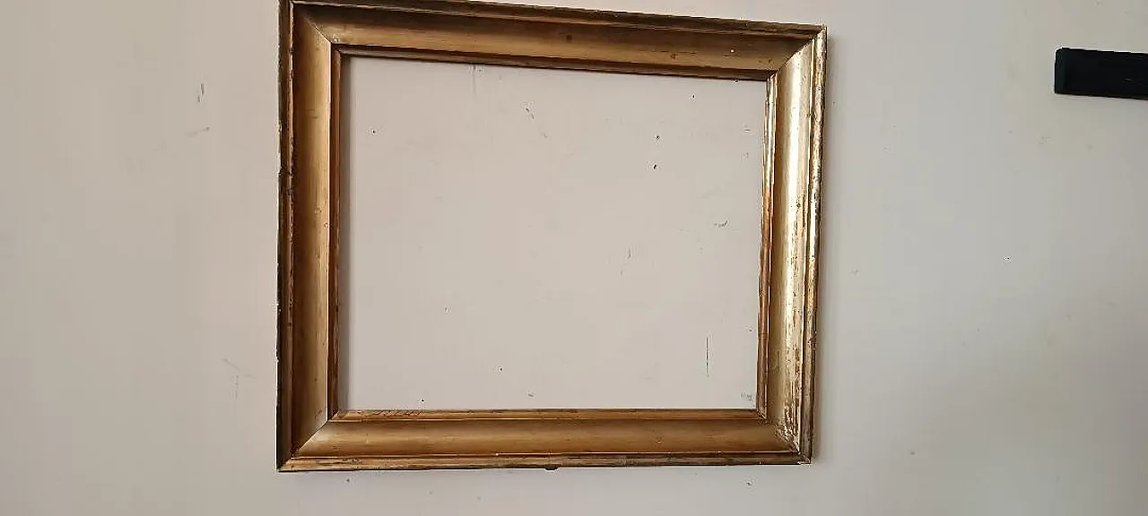 Gilded wood frame, early 19th century 2