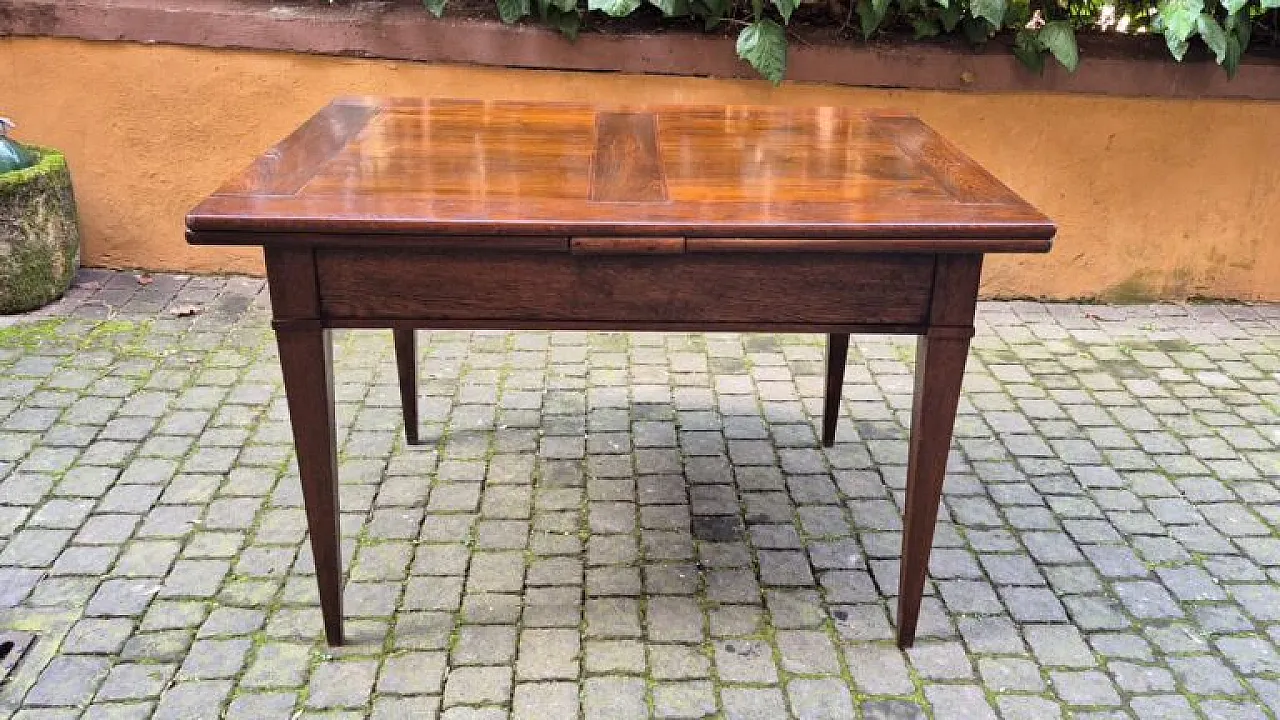 Extendable wooden table with stiletto legs, 19th century 5