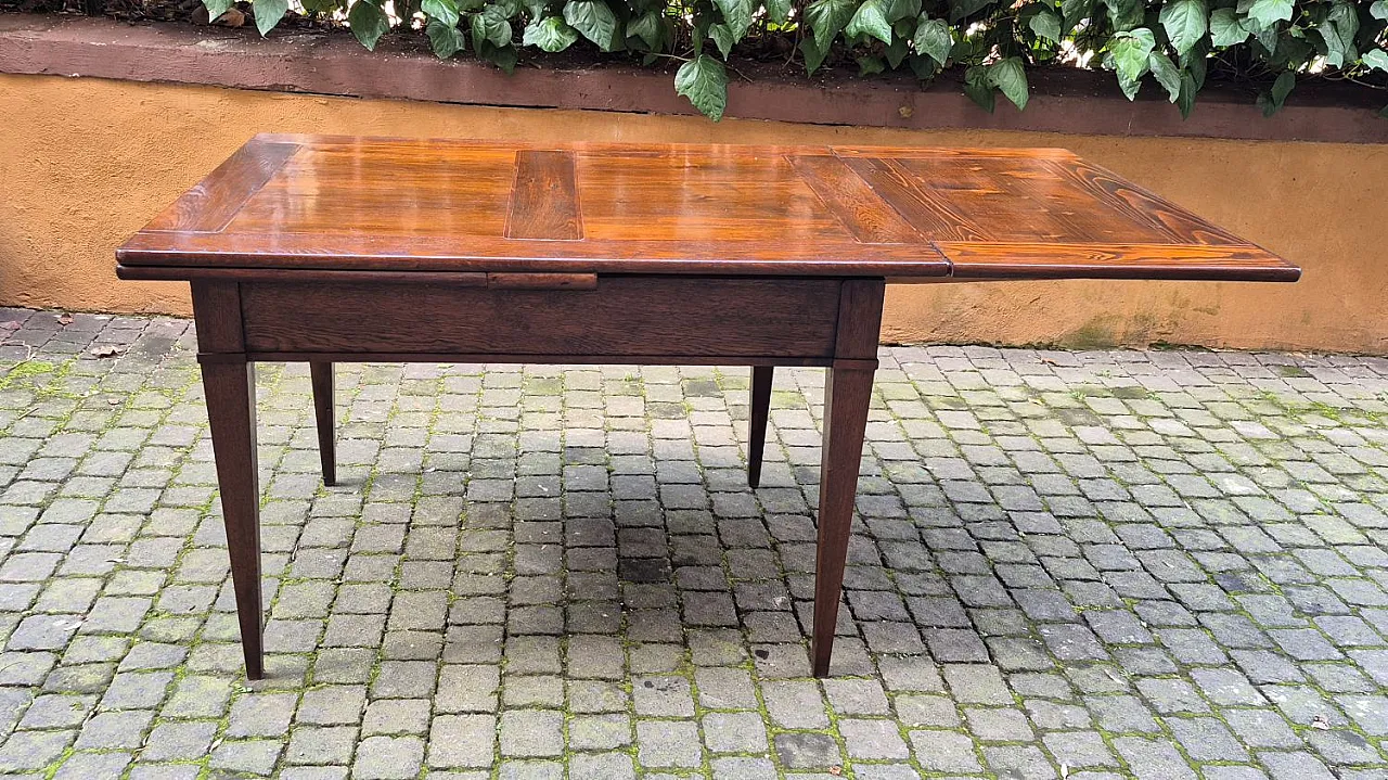 Extendable wooden table with stiletto legs, 19th century 7