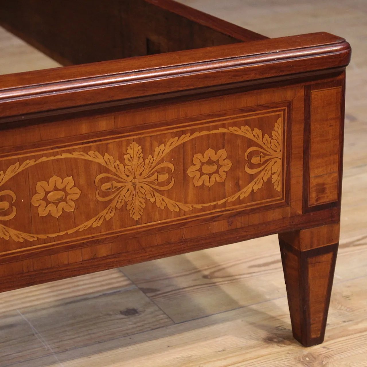 Letto matrimoniale italiano in stile Luigi XVI, '900 10