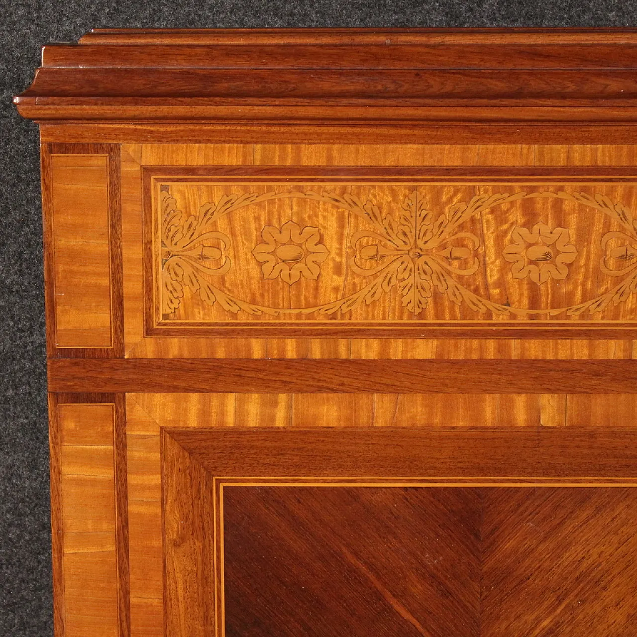 Letto matrimoniale italiano in stile Luigi XVI, '900 11