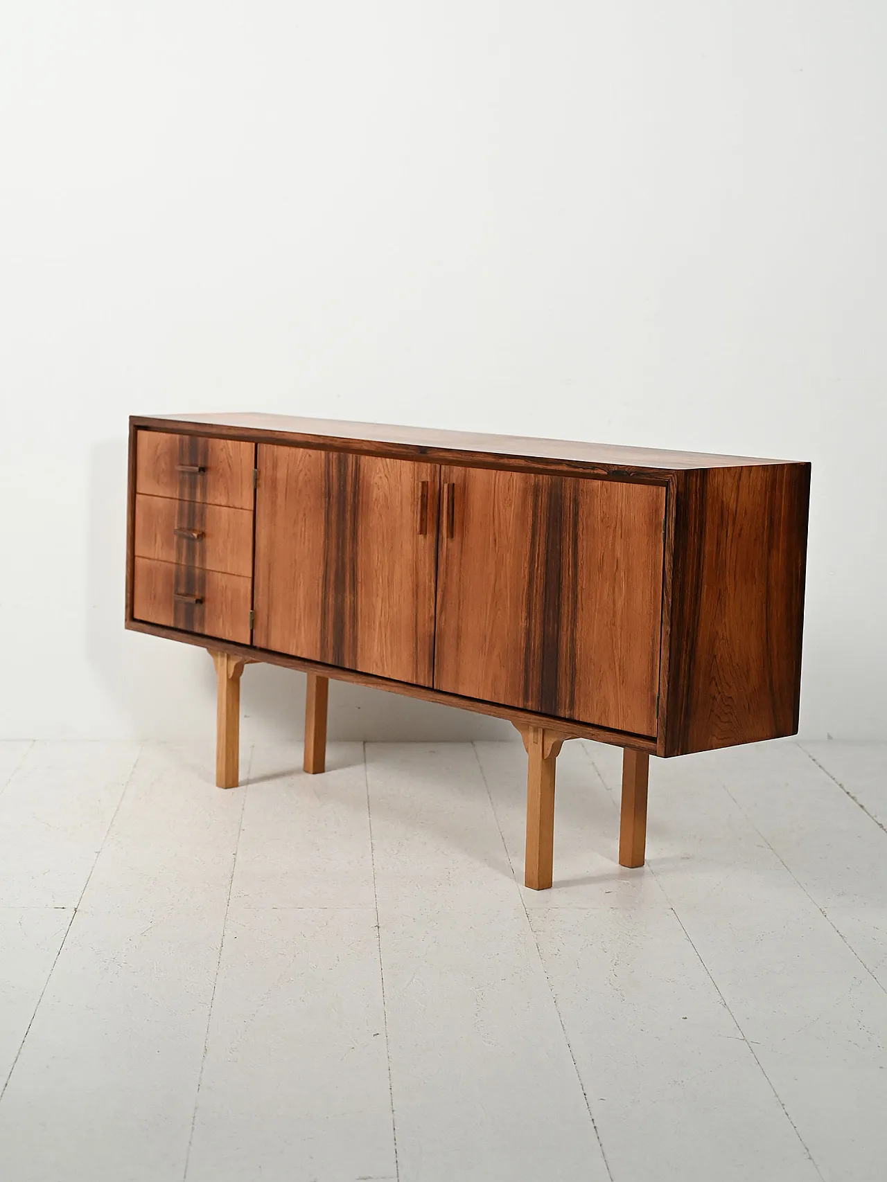 Small Scandinavian sideboard in rosewood 5