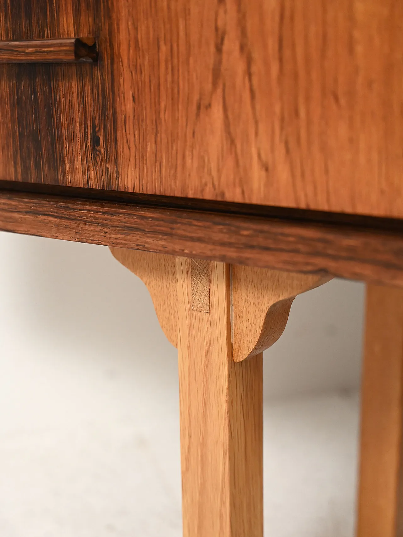 Small Scandinavian sideboard in rosewood 11