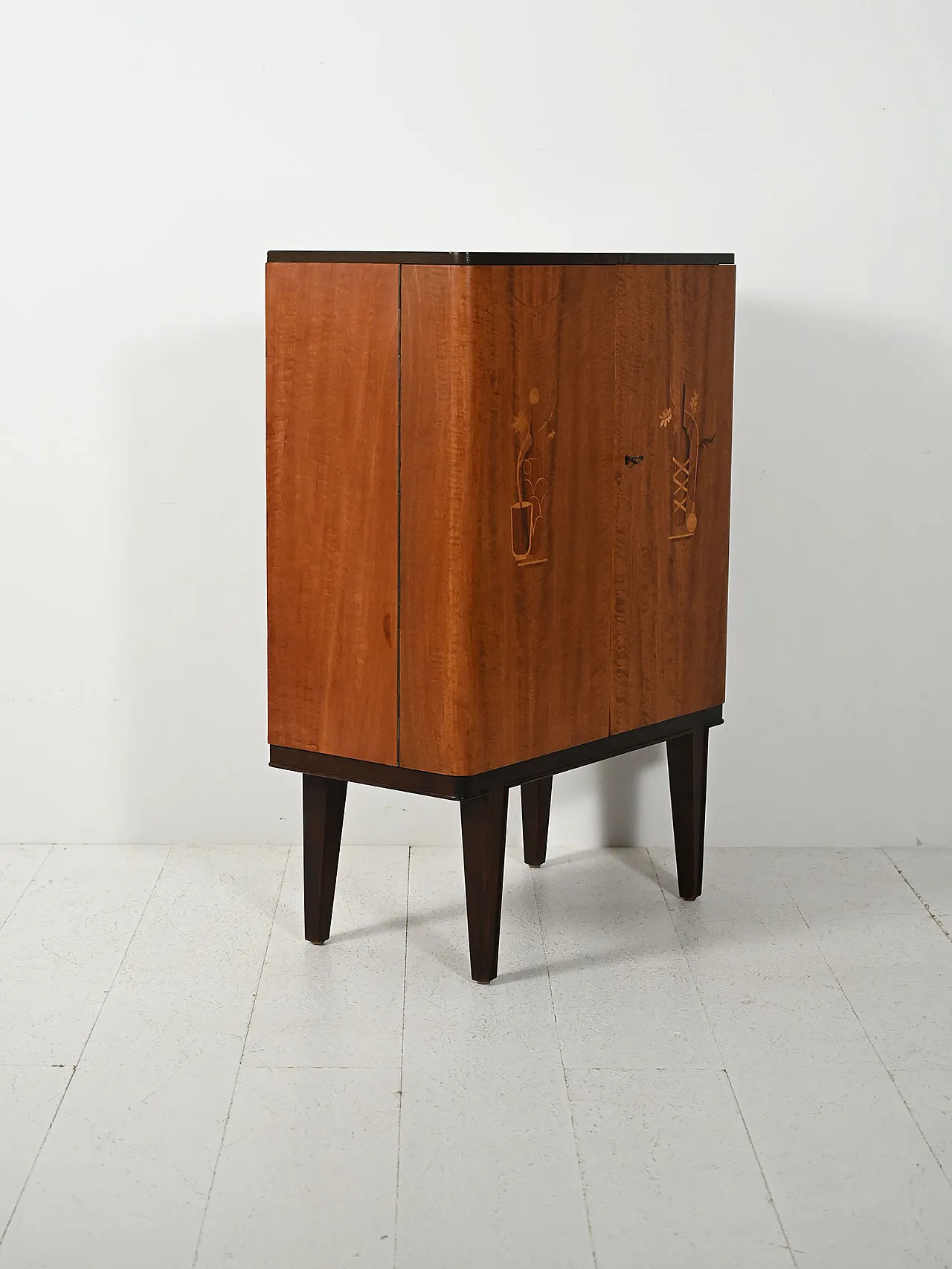 Scandinavian bar cabinet with inlays, 1940s 5