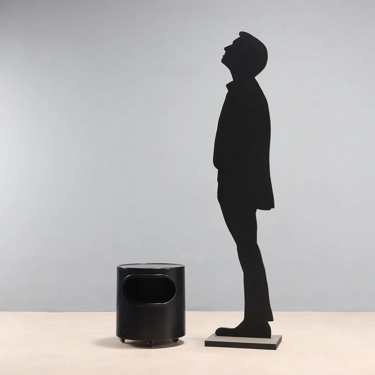 Comodino Giano-Giano-Vano di Artemide, '900 3