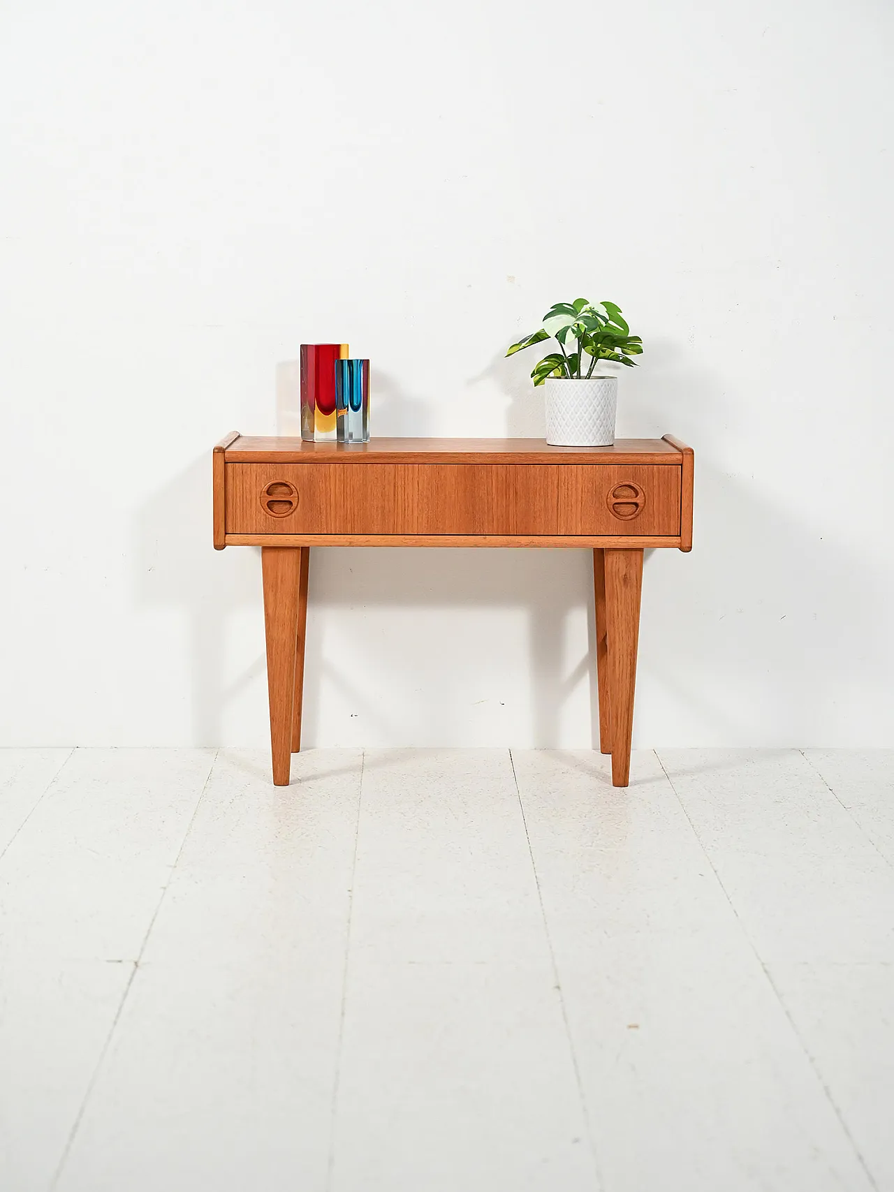 Scandinavian bedside table, 1950s 1