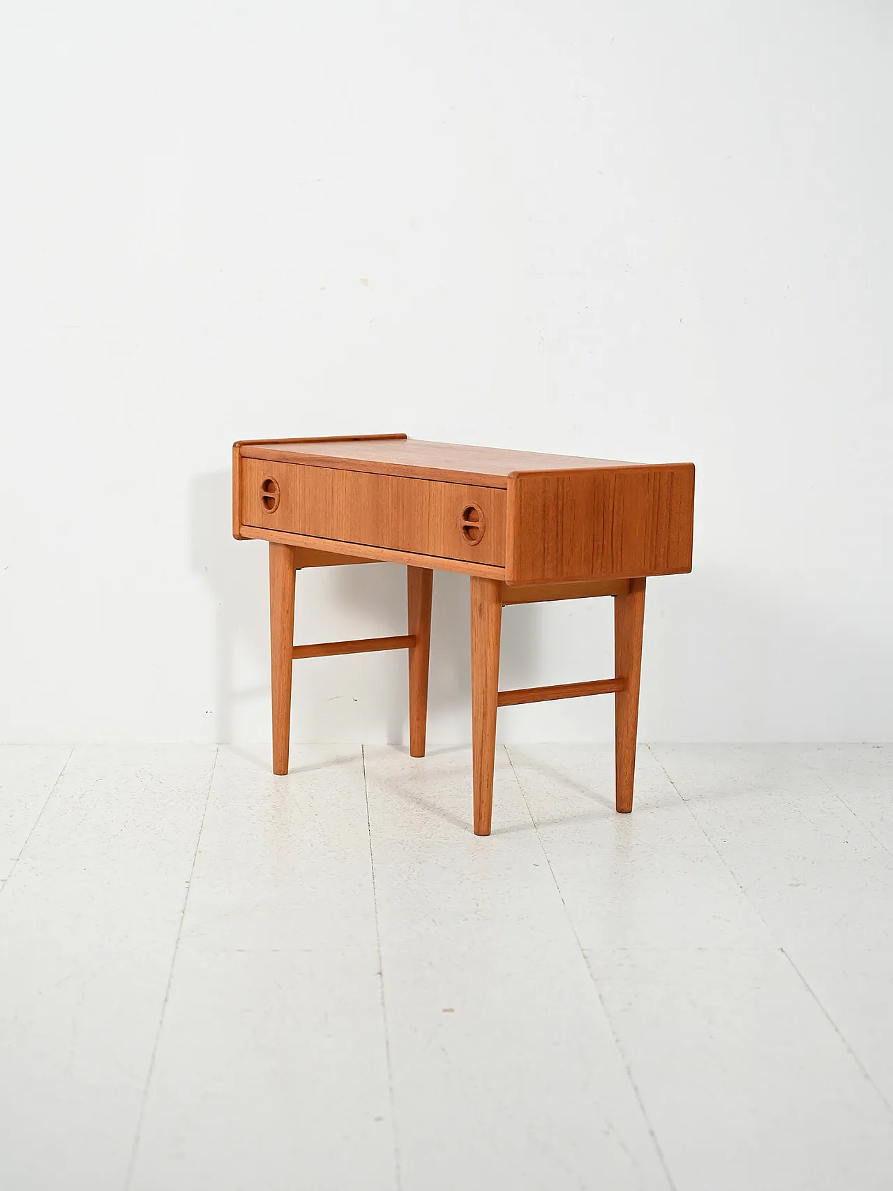 Scandinavian bedside table, 1950s 4