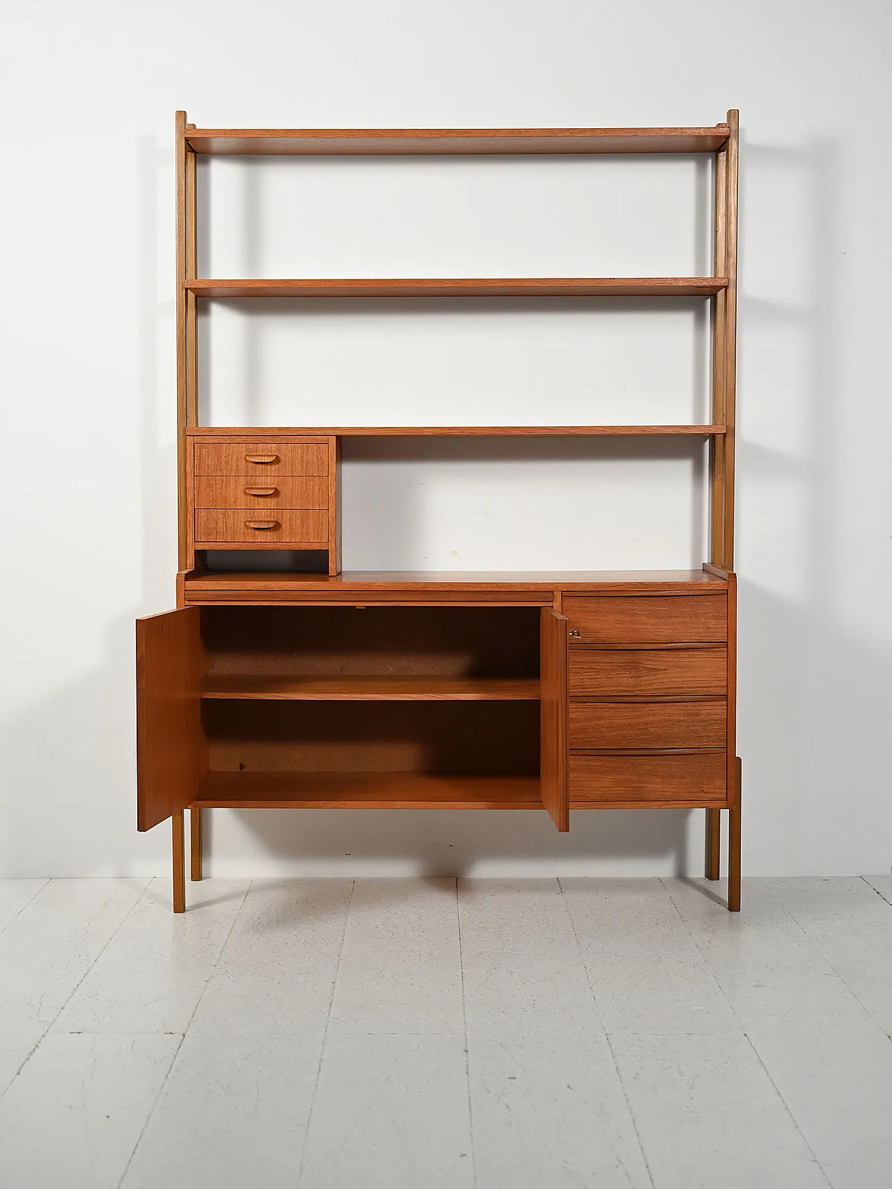 Scandinavian teak bookcase with extractable desk, 1950s/60s 3