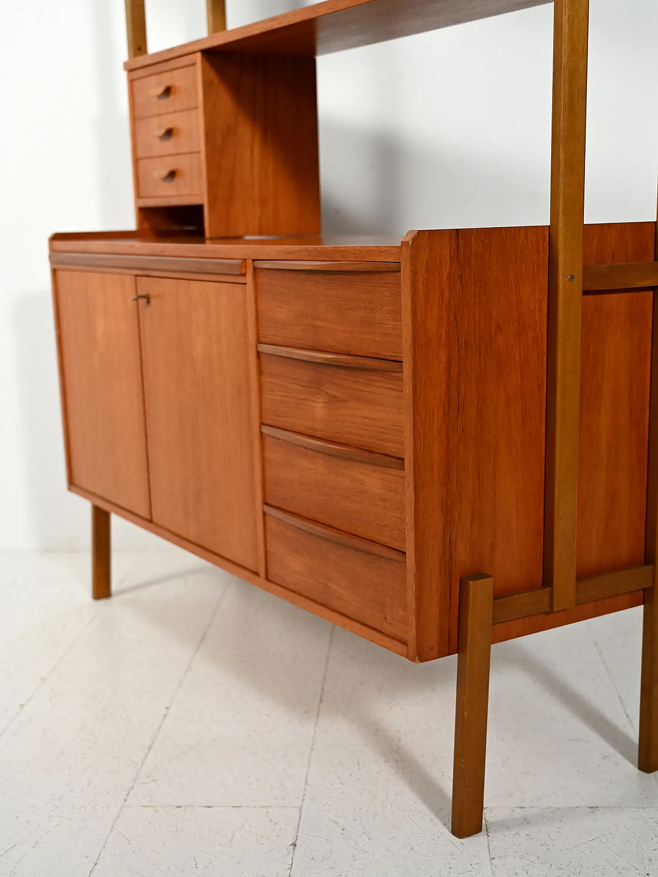 Scandinavian teak bookcase with extractable desk, 1950s/60s 11